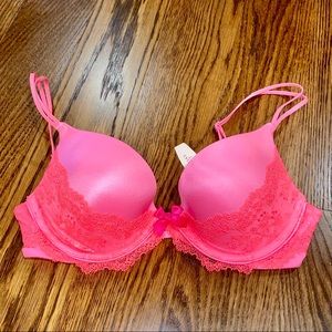 Victoria’s Secret Lace Sequin Push-Up Bra -NWT-